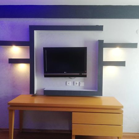 Uenaten Otel Gaziemir Екстер'єр фото